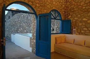 Zatrikion Santorini Pýrgos
