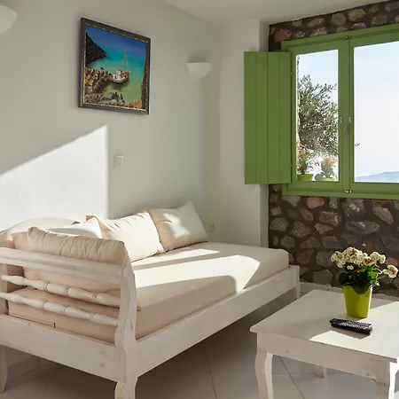 Zatrikion Santorini *