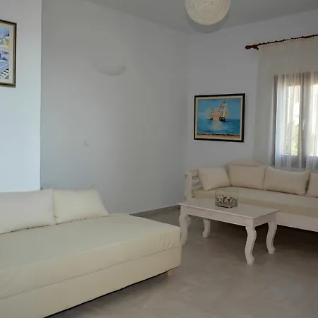 Zatrikion Santorini Pýrgos