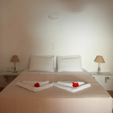 Zatrikion Santorini Villa *