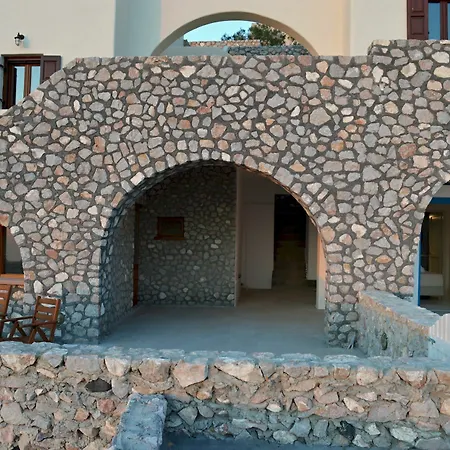 Zatrikion Santorini *